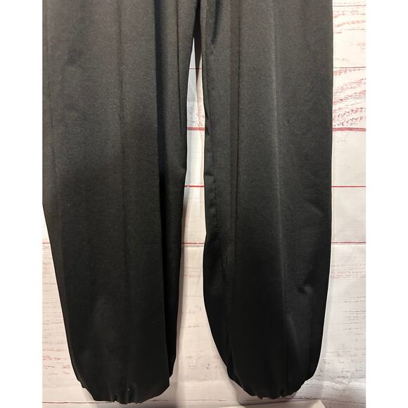 Black Jogger Style Jumpsuit Size Large - Picture 3 of 5
